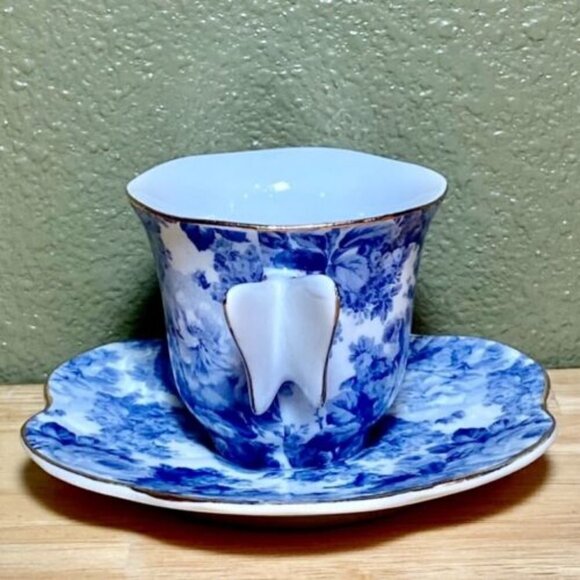A Special Place 2003 Small Tea Cup & Sauce Blue/White Floral Butterfly Handle - Picture 3 of 12